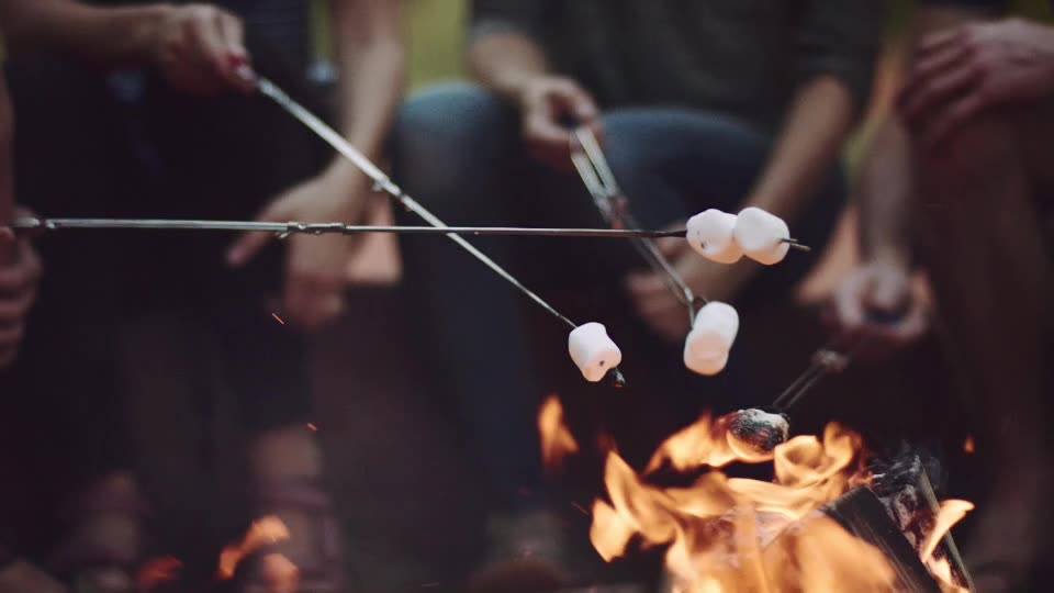 Toasting smores